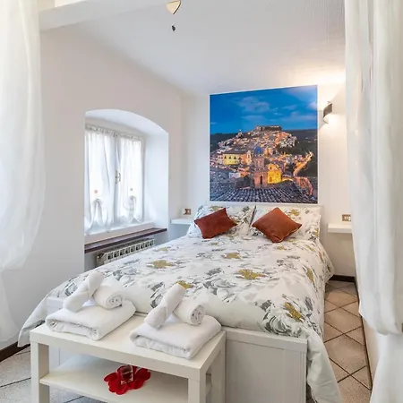 Centro Storico - Leonardo House Apartment *