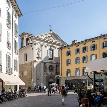 Daire Centro Storico - Leonardo House Bergamo